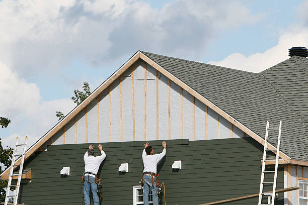 Professional Siding technician working in Ahoskie, NC